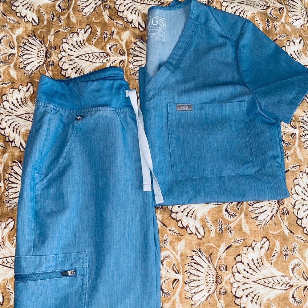 Figs Heather Blue Zamora Jogger Scrub Set